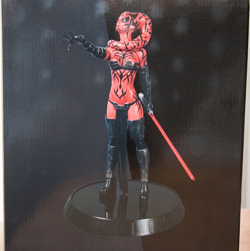 gentle giant darth talon statue
